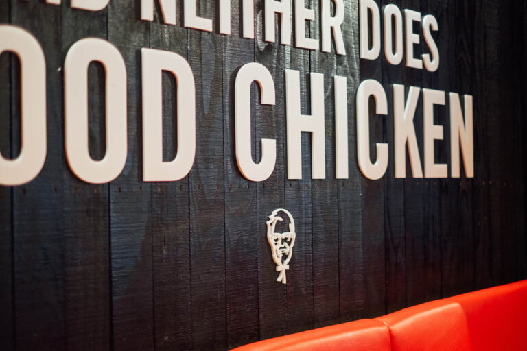 18_KFC_Fort_St-2560px