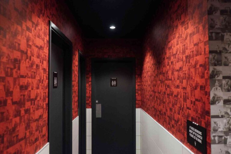 kfc-exterior-signage-installation